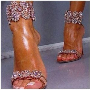 Meet your Posher, Sonya